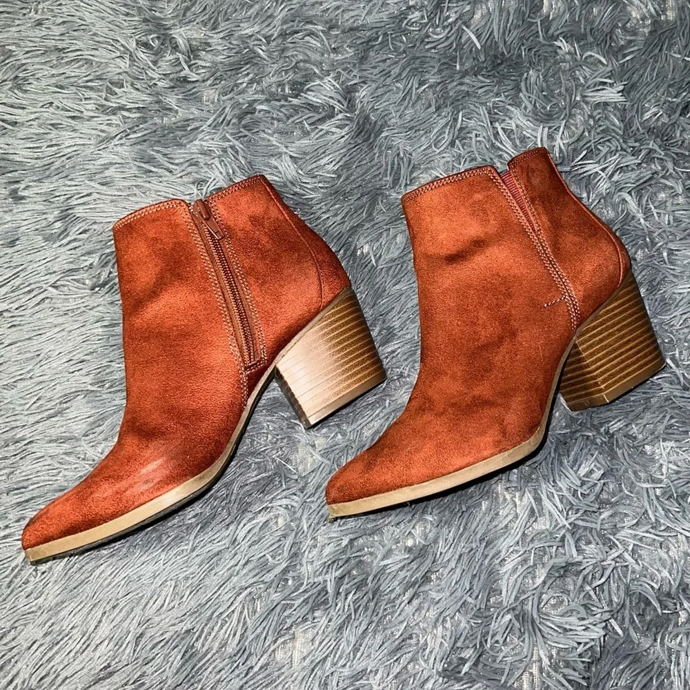 Red Booties - Picture 3 of 6